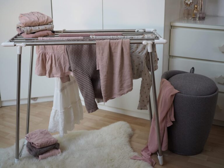 Petits Étendoirs à Linge : Avis et Comparatif des 5 Meilleurs